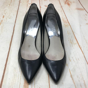 Michael Kors Classic Black Pumps Heels sz 5.5 M